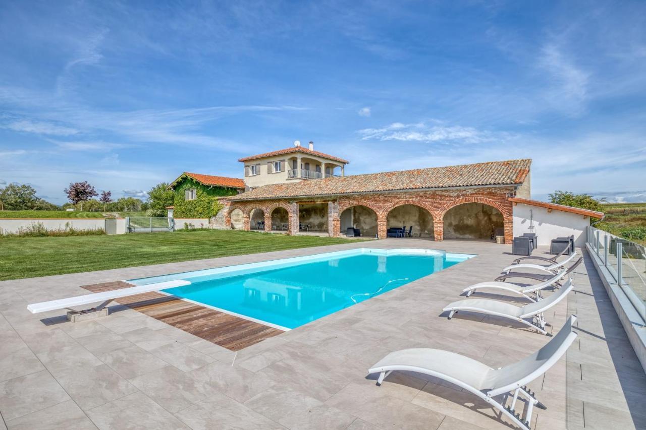 Family Villa At 1H15 From Lyon Precieux Exterior photo