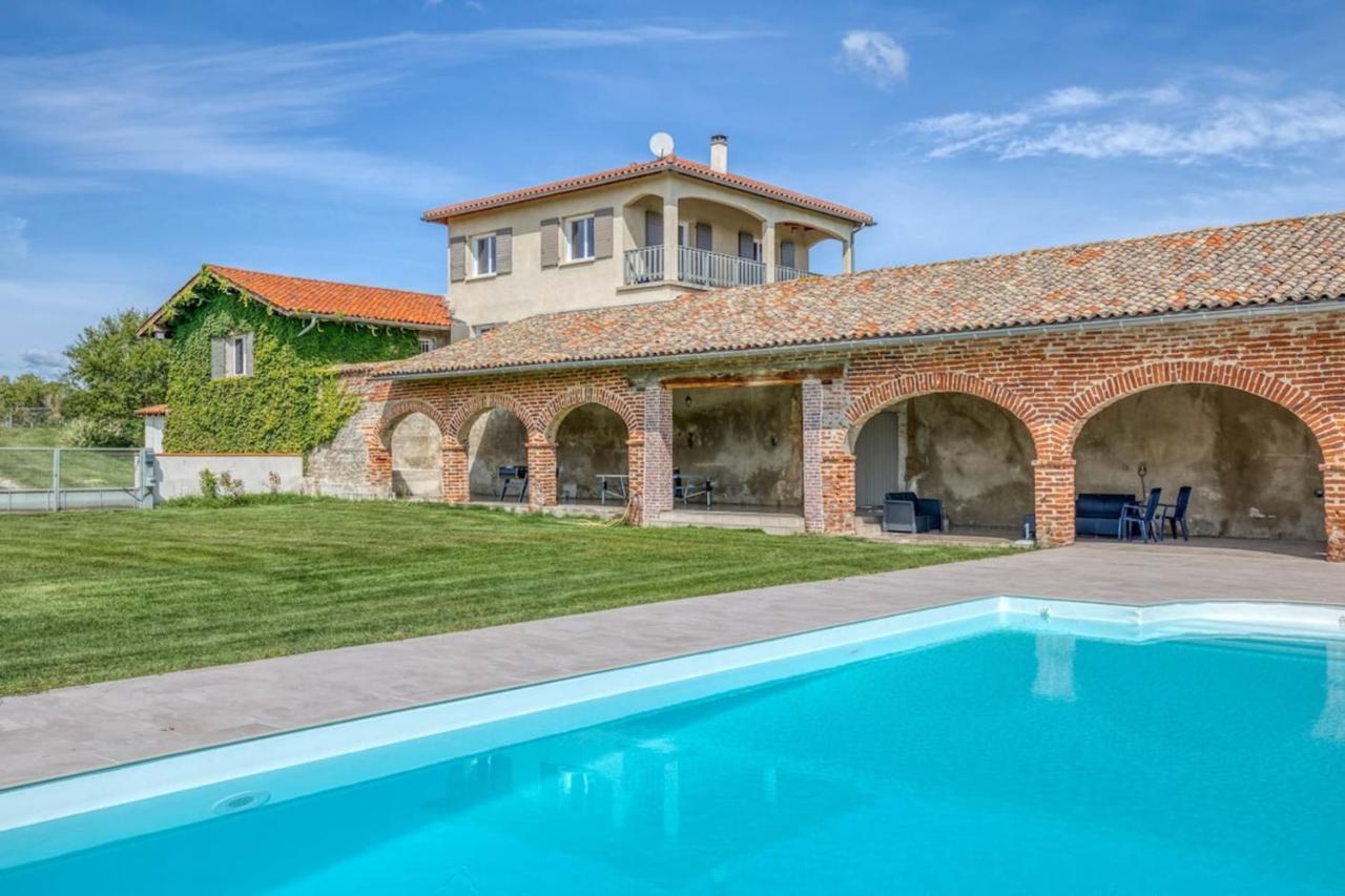 Family Villa At 1H15 From Lyon Precieux Exterior photo