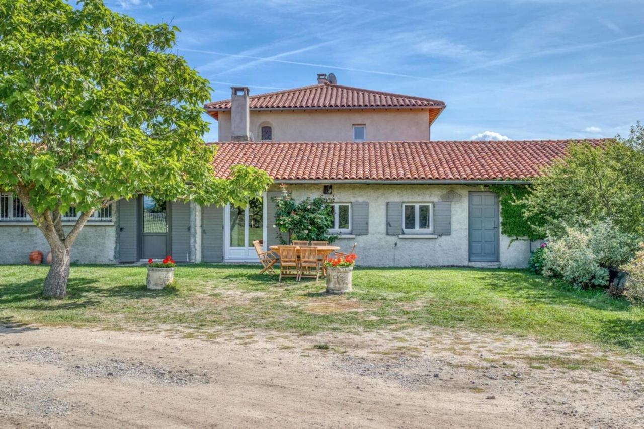 Family Villa At 1H15 From Lyon Precieux Exterior photo